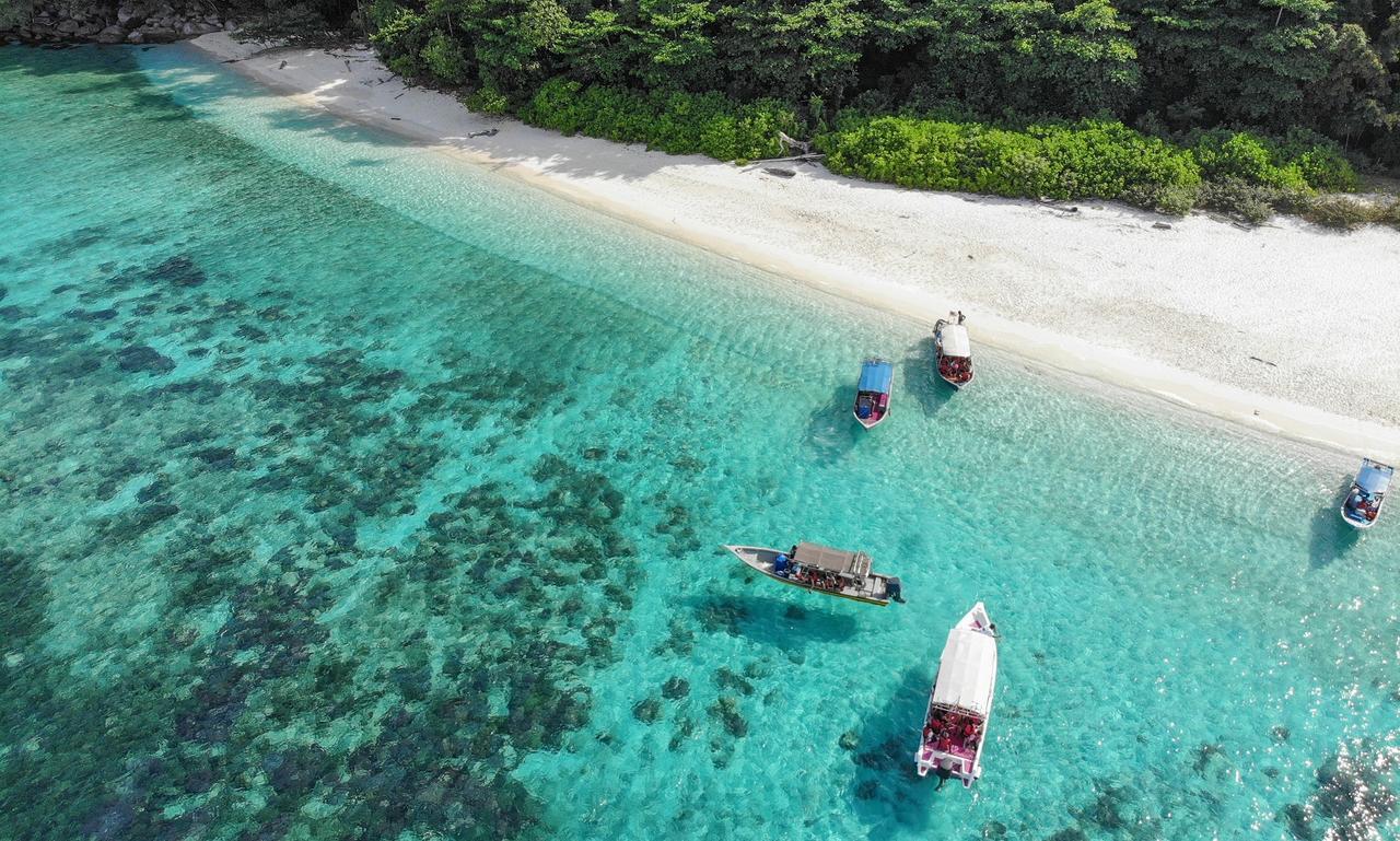 Kampung Genting Aman Tioman Beach Resort מראה חיצוני תמונה