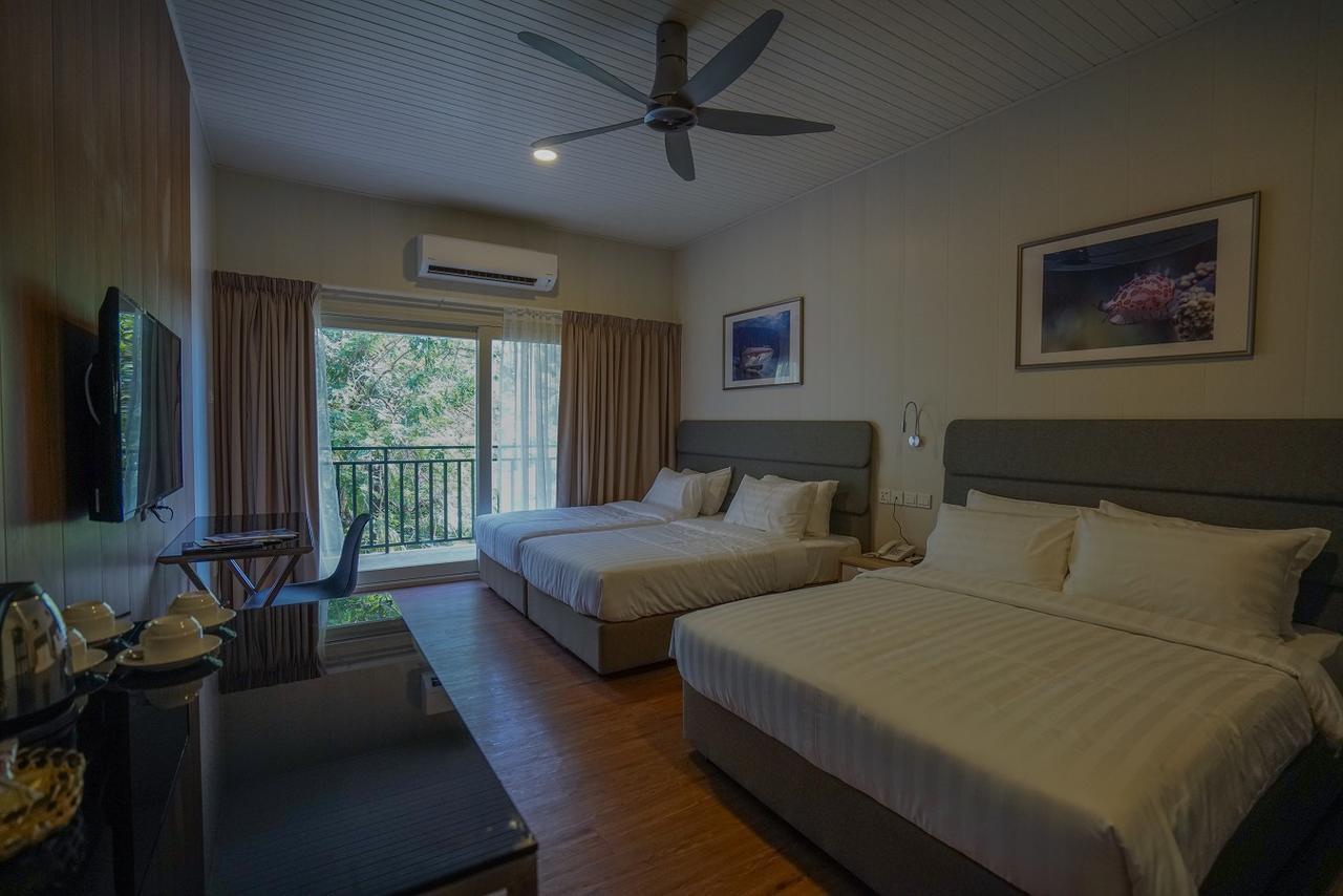 Kampung Genting Aman Tioman Beach Resort מראה חיצוני תמונה